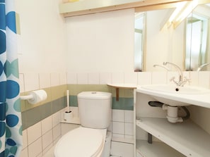House | Bathroom