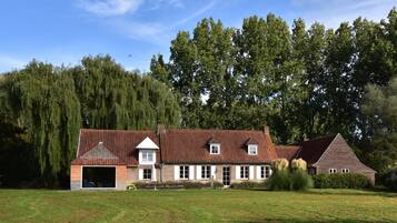 House | Exterior