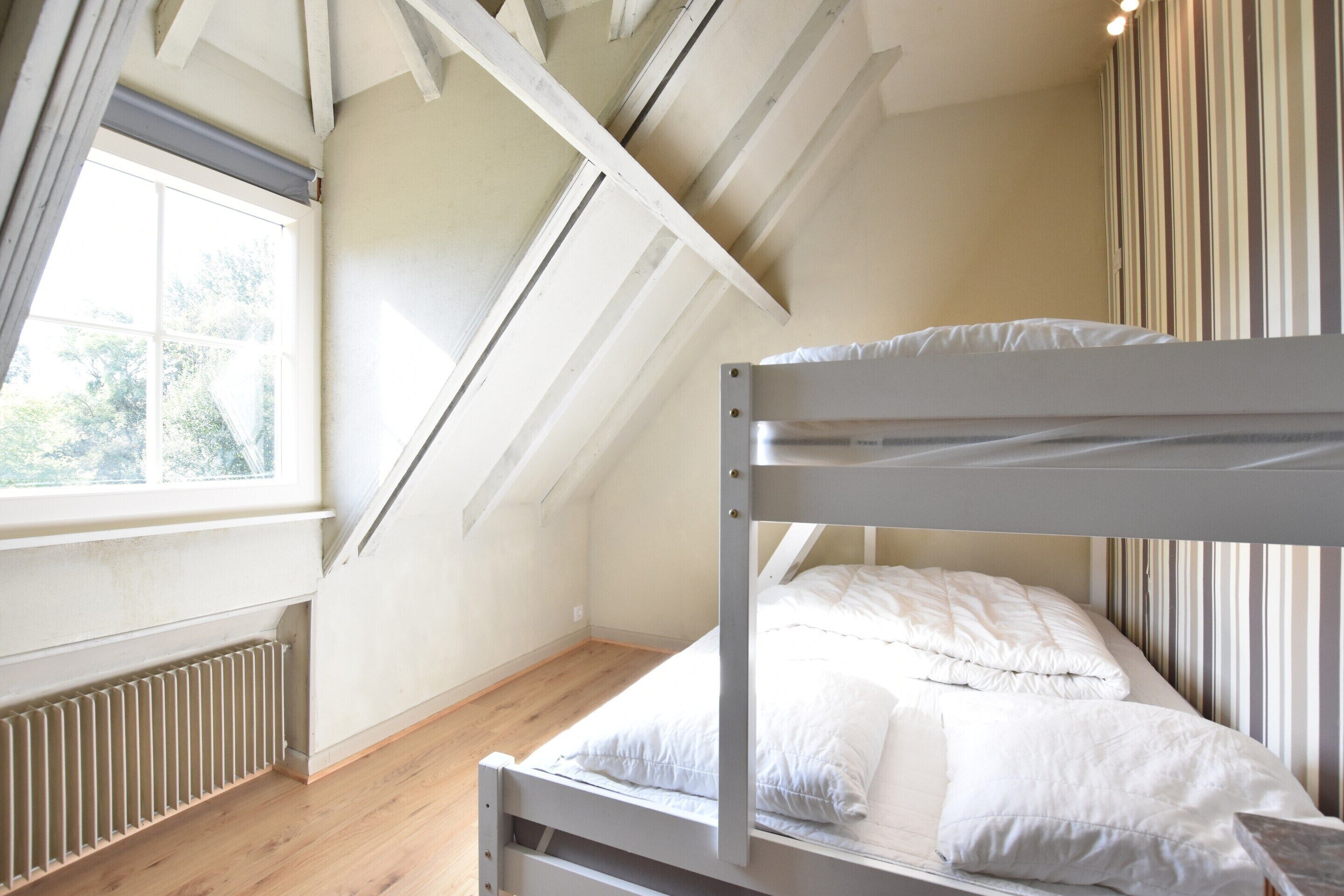House | 5 bedrooms, individually furnished