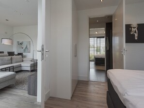 Room amenity - Villa With Private Jetty (Zeewolde)