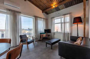 Apartment | Living room