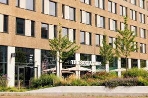 Exterior - The Social Hub Delft (Delft)