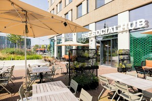 Exterior - The Social Hub Delft (Delft)