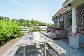House | Balcony - Holiday Home Near Dutch Coast & Sauna (Schagerbrug)