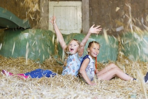 Tent | Children's area