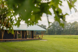 Zelt | AuĂenbereich