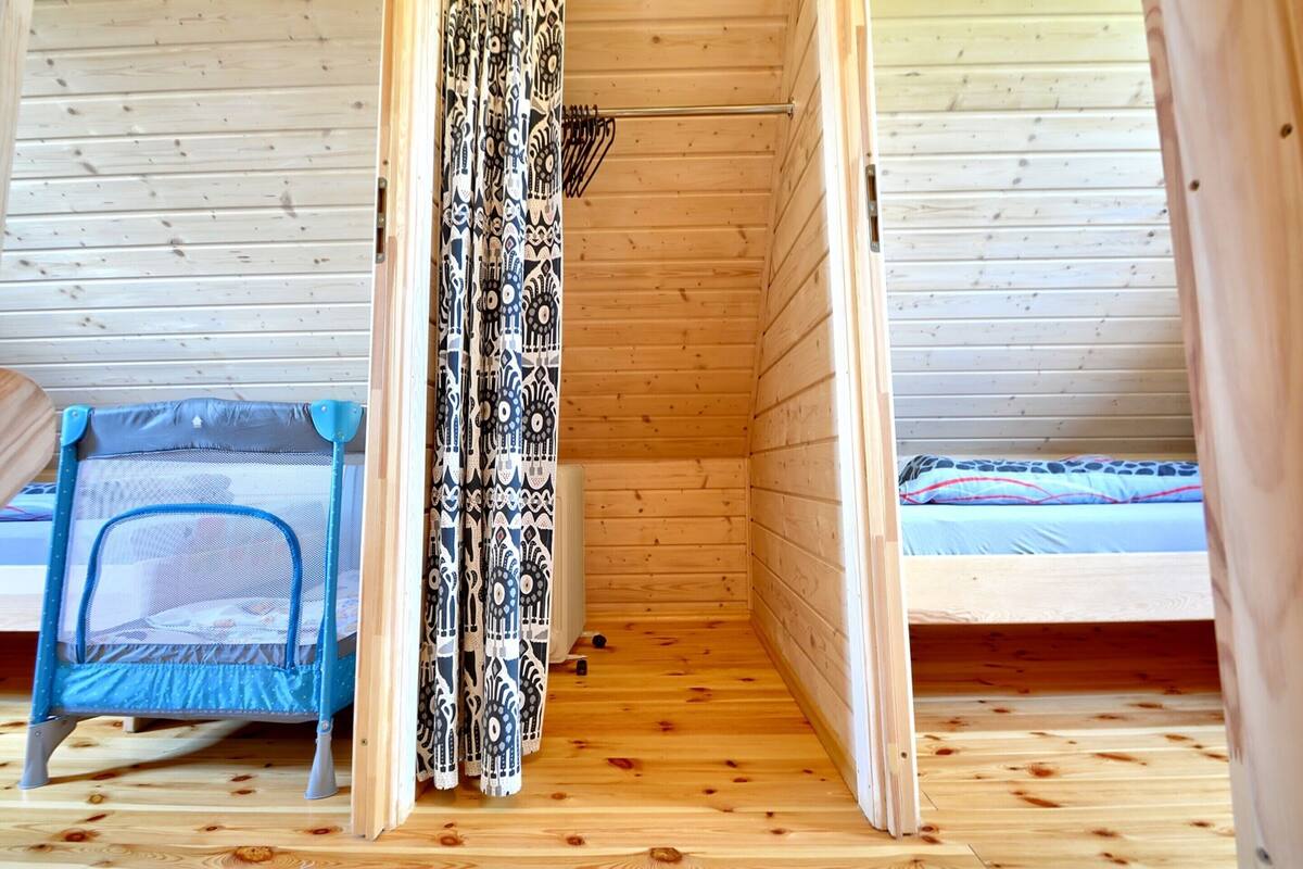 House | 2 bedrooms, bed sheets