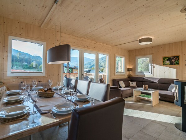 Chalet | Dining - Attractive Chalet With Whirlpool (Sankt Georgen am Kreischberg)