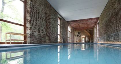 Group Villa With Pool & Sauna