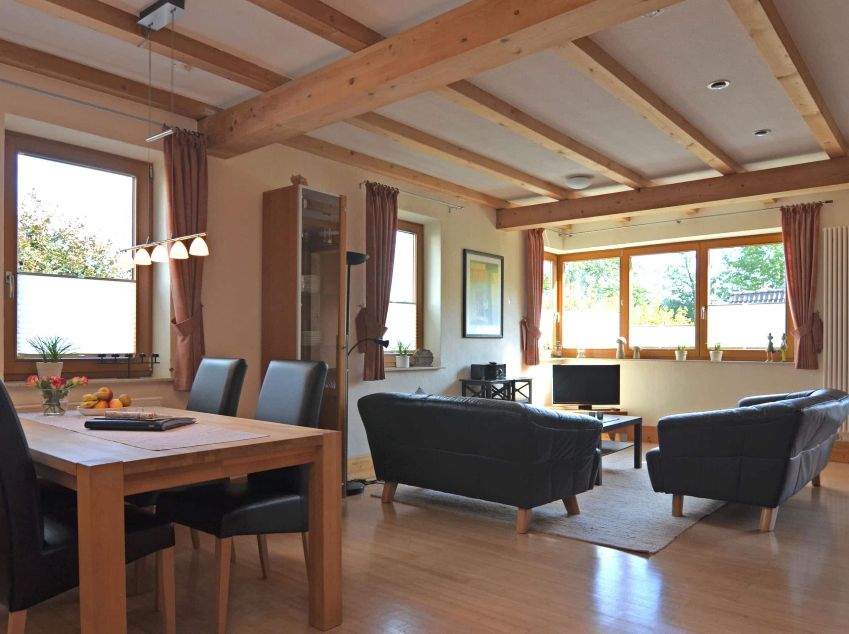 Apartment | Dining