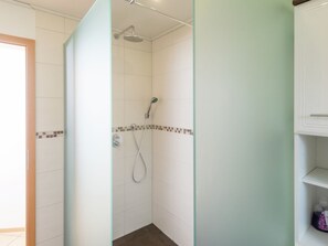 Apartment | Badezimmer