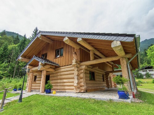 Family log Cabin in the Alps
