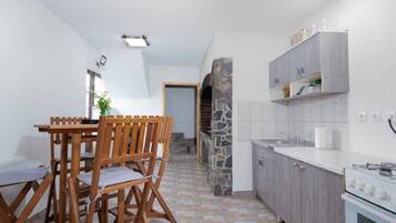 Cottage | Private kitchen