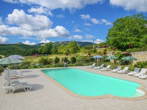 Pool - Farmhouse in Pupaggi With Swimming Pool,terrace, Garden, BBQ (Sellano)