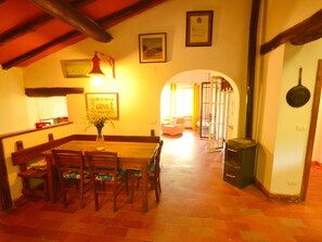 House | Dining