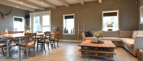 單棟房屋 | 客廳