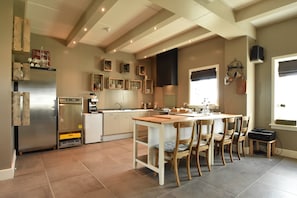 House | Private kitchen - Spacious Holiday Home in Beemster near Windmill (Middenbeemster)