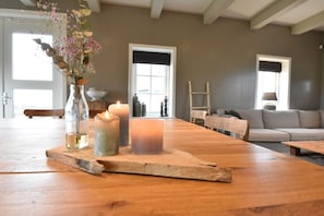 House | Dining - Spacious Holiday Home in Beemster near Windmill (Middenbeemster)