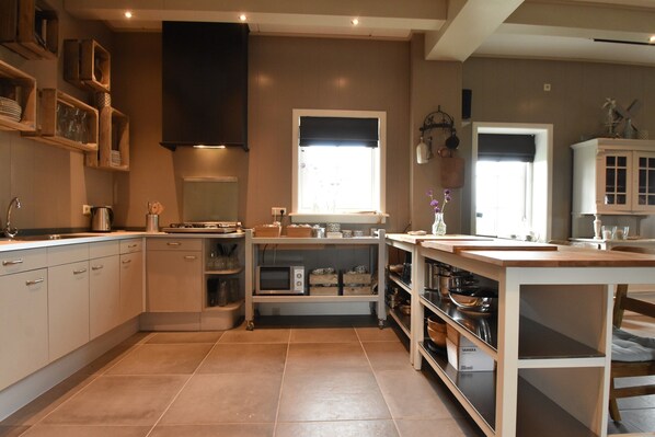 House | Private kitchen - Spacious Holiday Home in Beemster near Windmill (Middenbeemster)