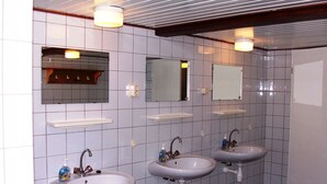 House | Bathroom - Cozy Holiday Home in Luyksgestel With Garden (Luyksgestel)