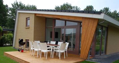 Cozy Holiday Home With a Private Jetty, in Lemmer