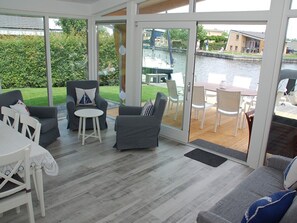 House | Living room - Cozy Holiday Home With a Private Jetty, in Lemmer (Lemmer)