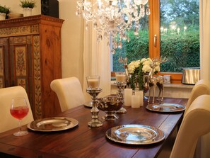 Dining - Cozy Holiday Home in Lenzkirch With Whirlpool (Lenzkirch)