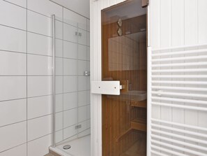Ferienhaus | Badezimmer | Dusche