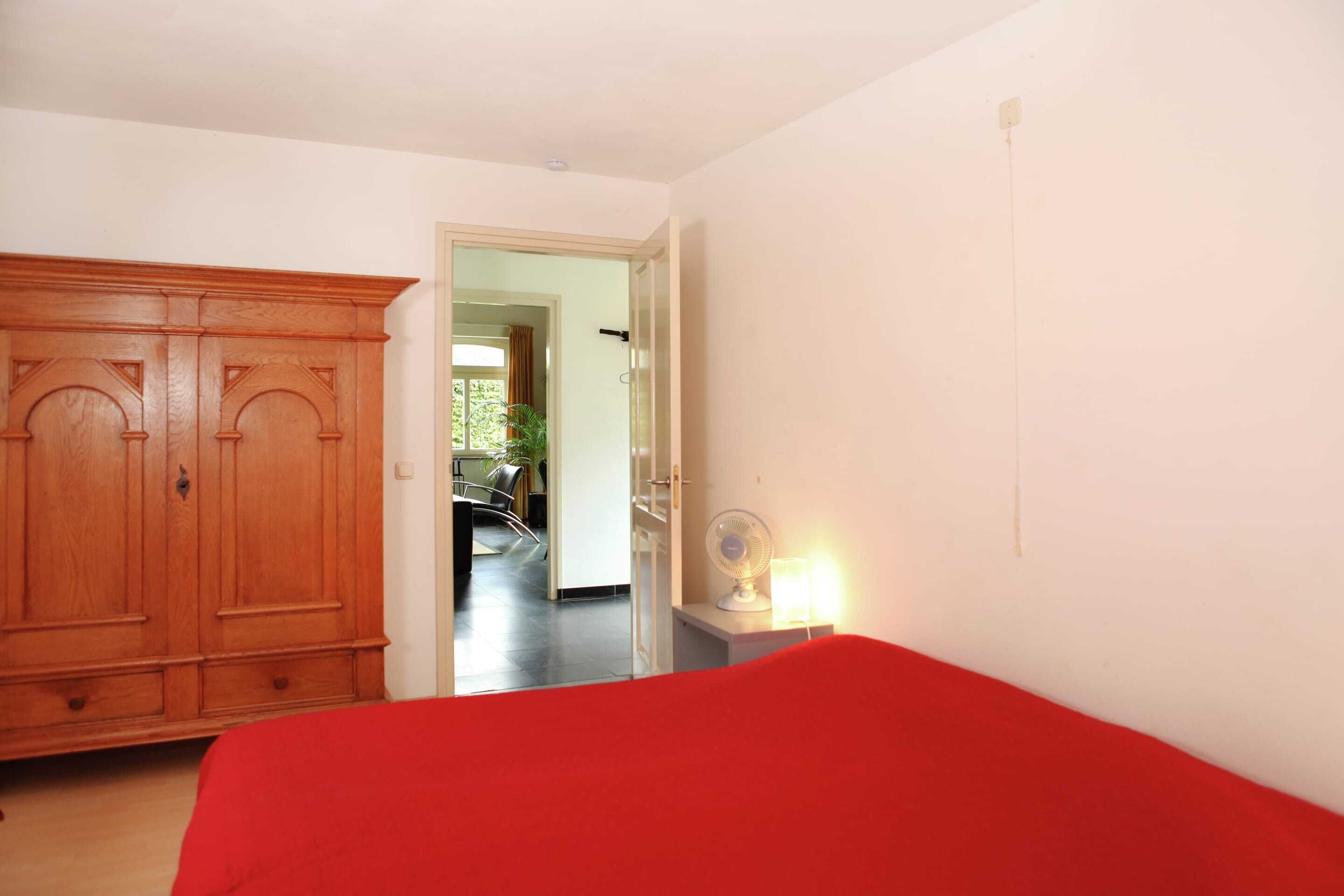 House | 3 bedrooms, individually furnished