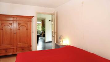 3 bedrooms, individually furnished