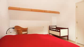 3 bedrooms, individually furnished