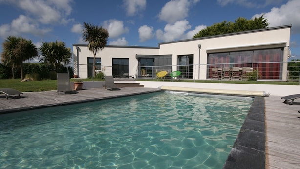 Unclassified image, 1 of 35, button - Luxurious Villa With Private Pool in Loctudy France (Loctudy)