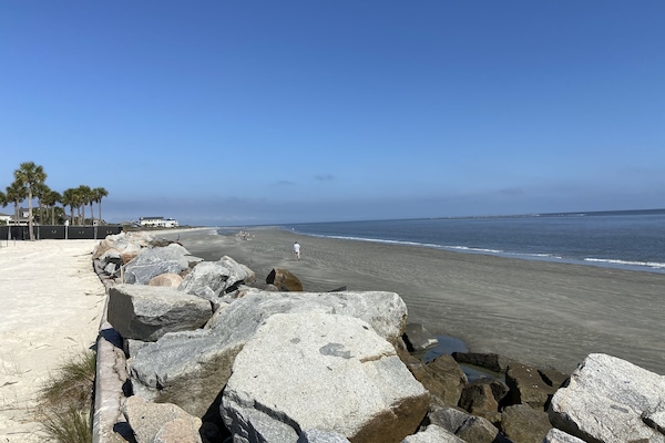Beach nearby, beach towels