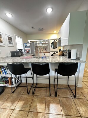 Fridge, microwave, oven, stovetop - Golf course view villa one mile from the beach (seabrook island)