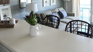 TV - King Bedroom Suite Condo - Walking Distance to Beach!!! Linens/Towels included!! (Emerald Isle)