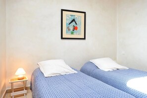 2 Schlafzimmer, Bügeleisen/Bügelbrett, kostenloses WLAN, Bettwäsche