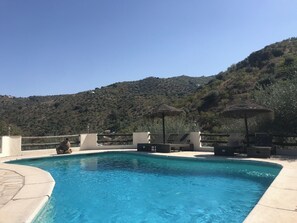 Outdoor pool - Large traditional CORTIJO, Large Private pool, Ping Pong table , family/groups (Malaga)