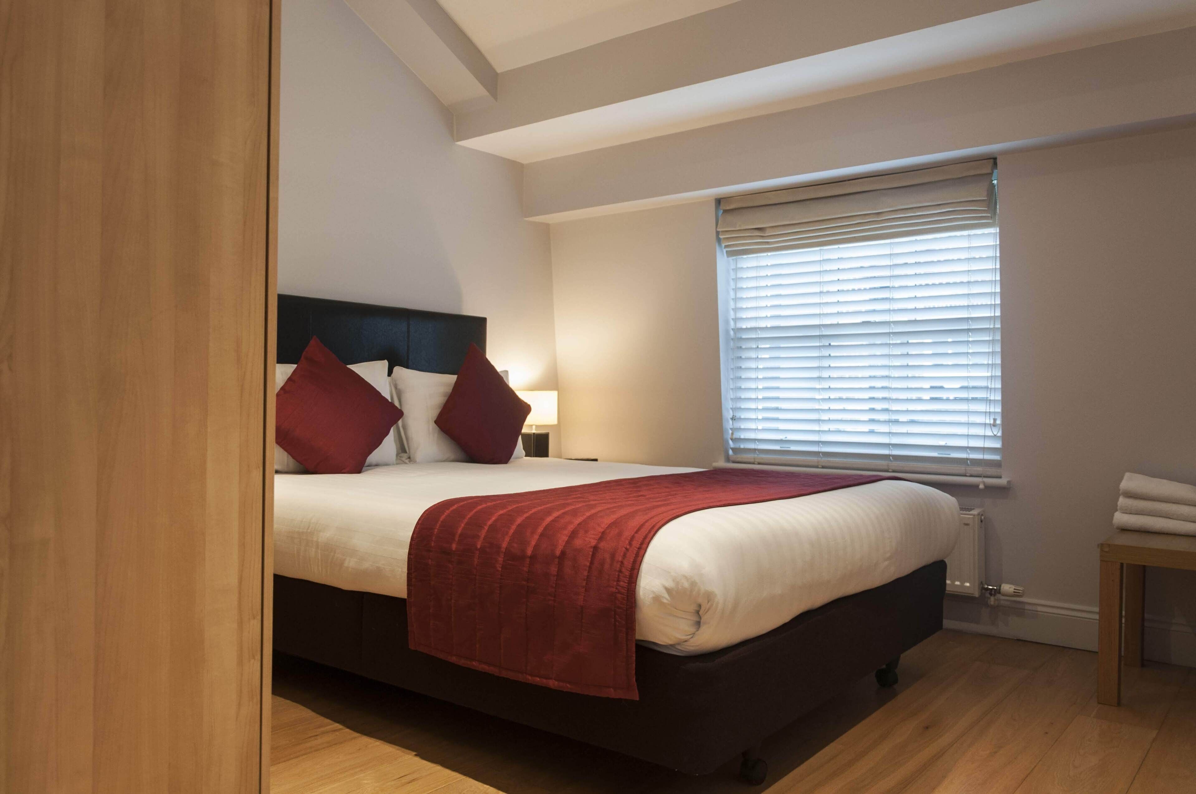 Photo - 12 London Street Apartments