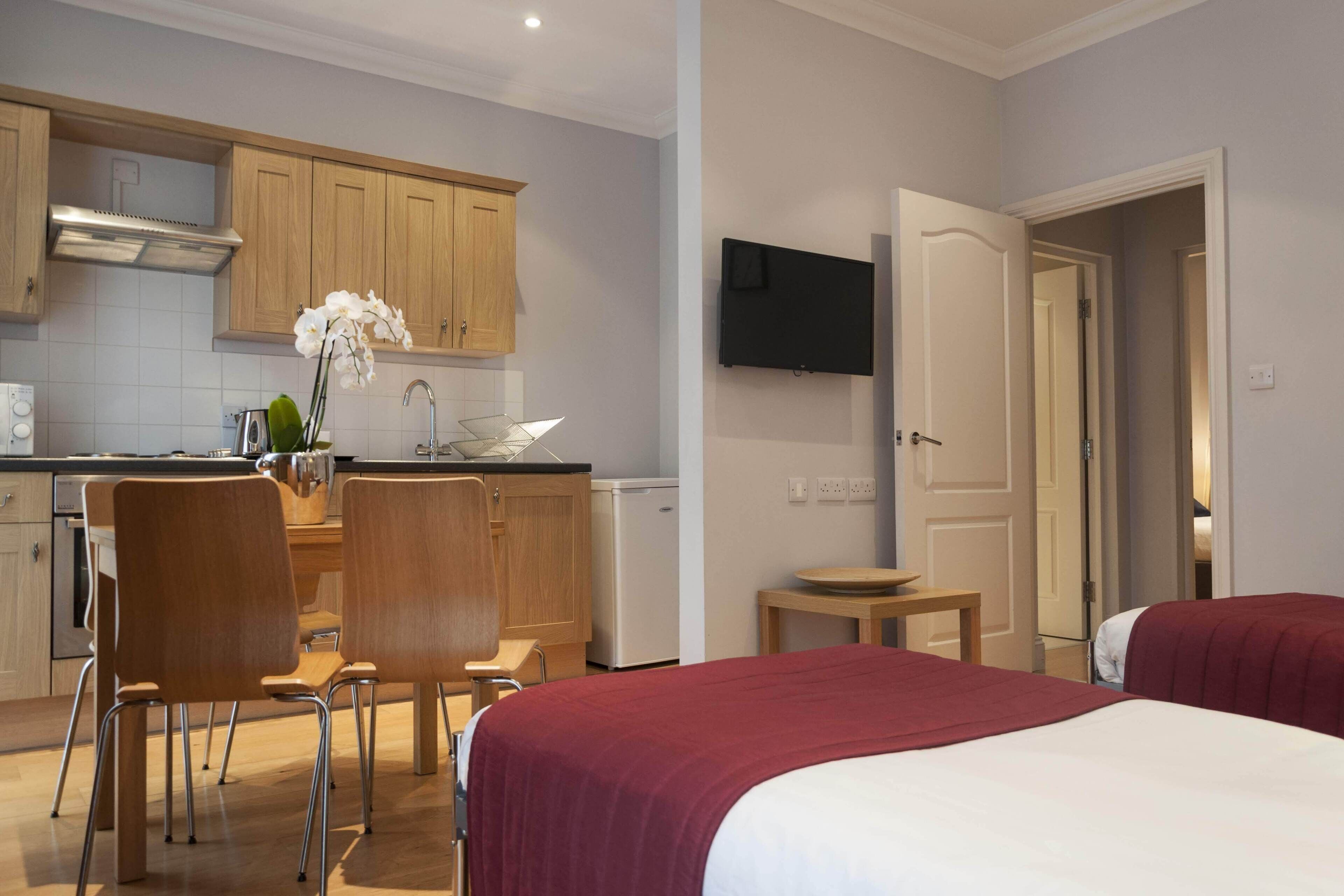 Photo - 12 London Street Apartments