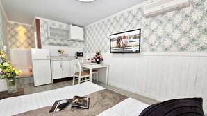 Front of property - H1477 (Gapyeong)