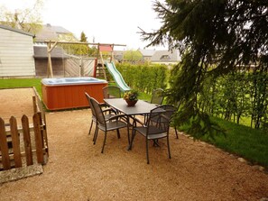 House | Balcony - Apartment in Liege With Sauna & Hot Tub (Buetgenbach)