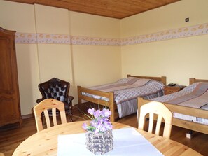 獨棟房屋 | 用餐區