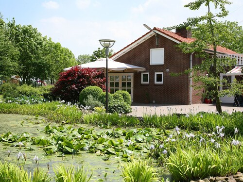 Countryside Holiday Home on the Edge of Groote Peel National Park