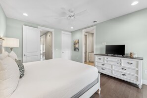 Townhome, 5 Bedrooms