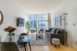 تلفزيون ذكي، كُتُب