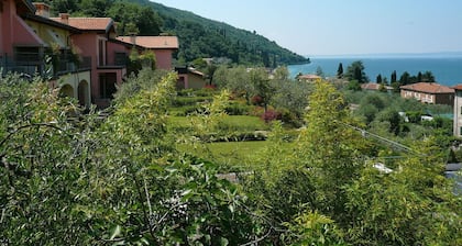 Apartment with beautiful lake view