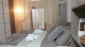 2 Schlafzimmer, Bügeleisen/Bügelbrett, Babybetten, WLAN