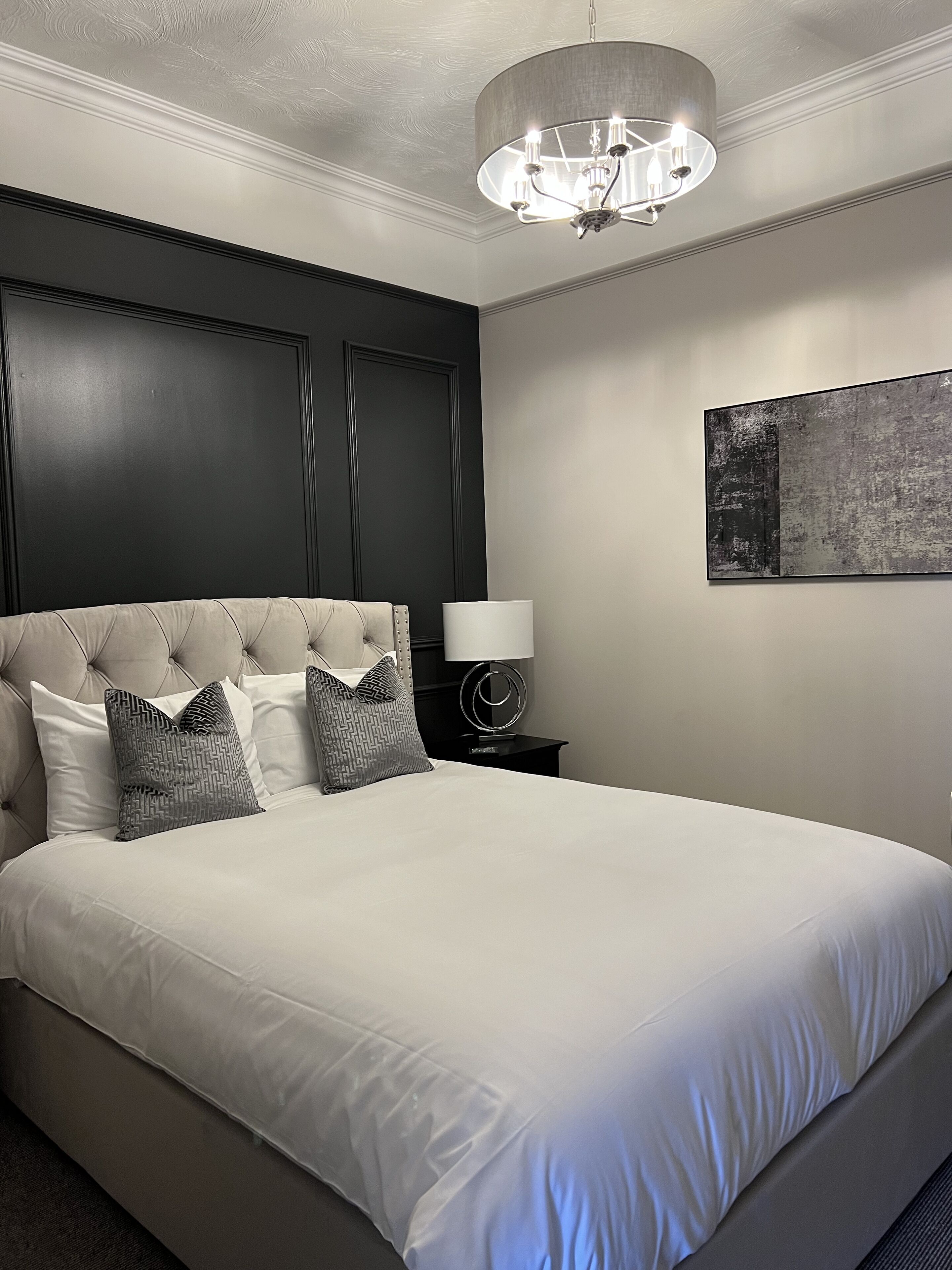 Superior Apartment | Iron/ironing board, free WiFi, bed sheets