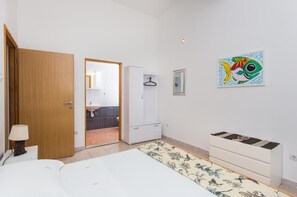 2 sovrum, gratis wi-fi och sÀngklÀder