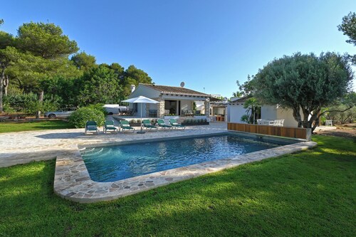 2 Casas Juntas Increíbles Vistas, 2 Piscinas, Gran Barbacoa, Wifi, Smart tv, sat